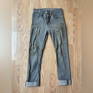 Gray Levi’s Jeans (28x32)